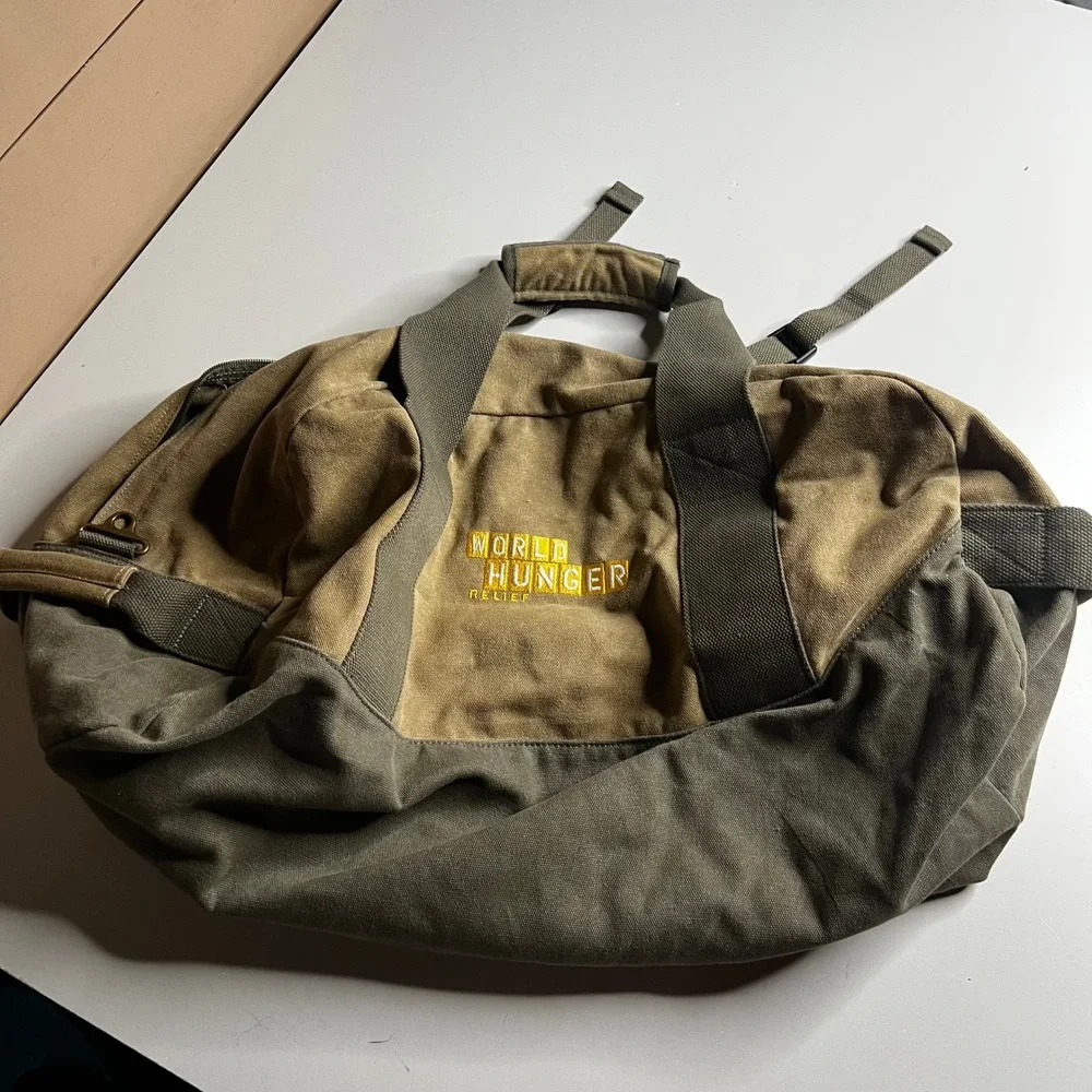 LL Bean Canvas Duffle Bag Khaki Olive Green World Hunger Relief Yum Logo Travel